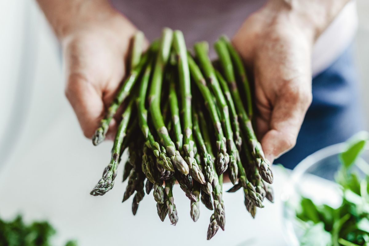 What is this asparagus and the most tasty ways of preparing and eating it