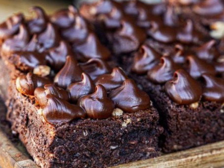 Four Brownies For All