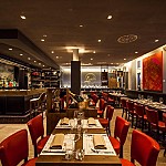 Louis Casual Italian Dining inside