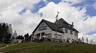 Rifugio Ciampedie outside