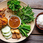 Nasi Ayam Gemas Mustafah (tangkak) food