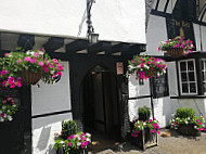 The Bell Inn inside