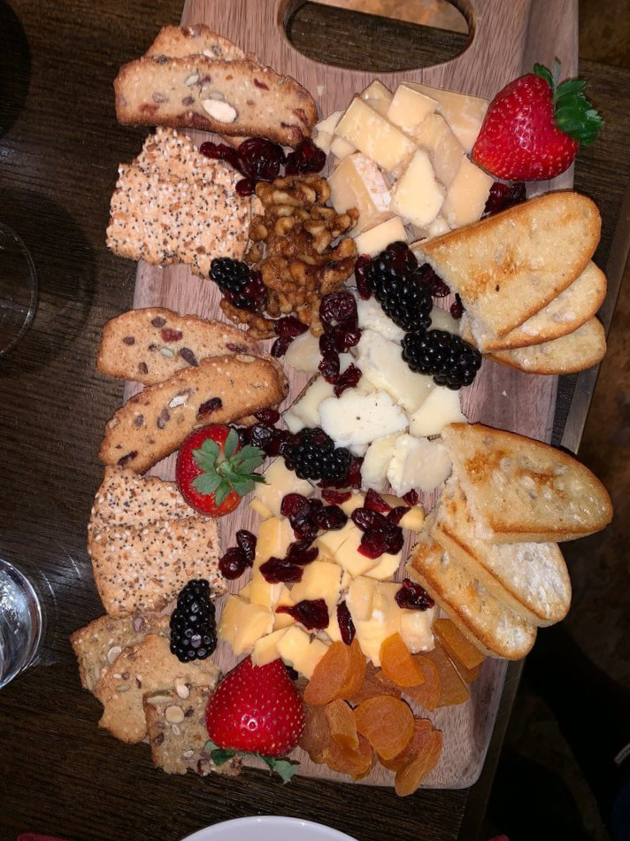 Canyon's Restaurant Bar