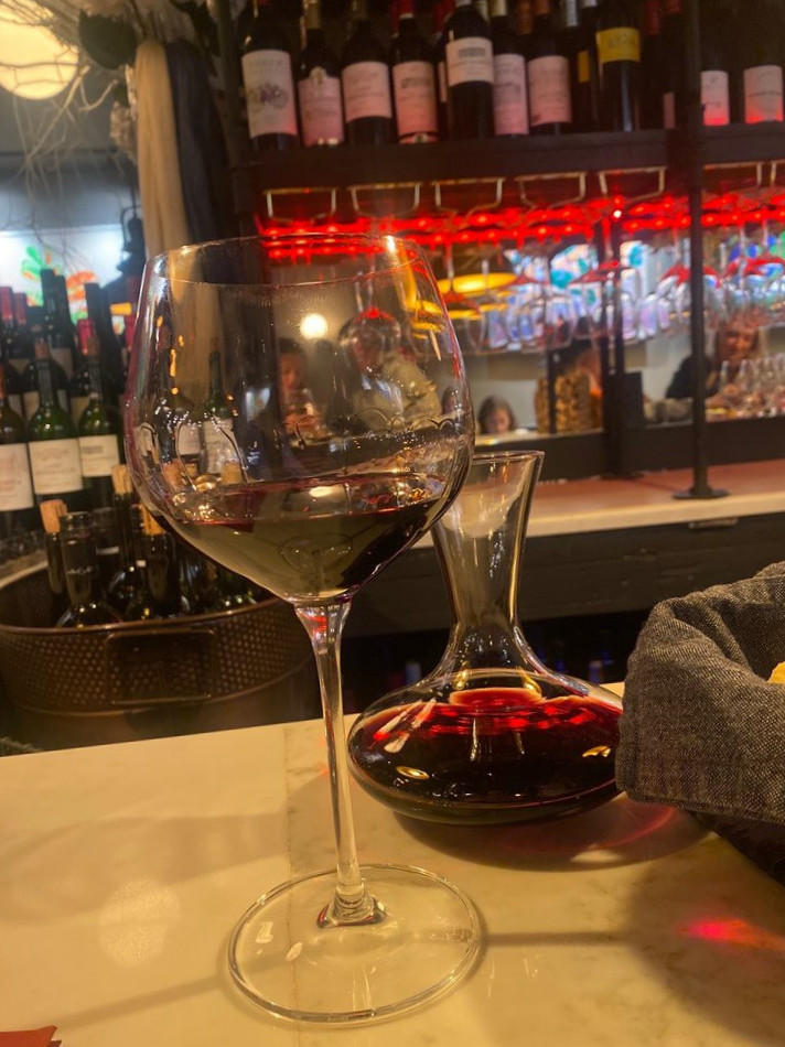 restaurant image