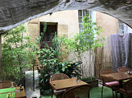 Le Jardin d'Amalula inside