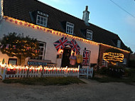 Red Lion Inn outside