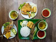 Nasi Ayam Syaiful food