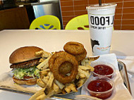 Burger Lounge food