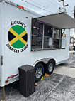 Elorine's Jamaican Kitchen outside