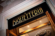 La Biglietteria inside