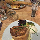 The Black Horse Nettleham food