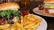 Cloud 59 Burgers Grill food