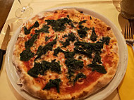 Pizzeria Milano food