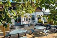 Crown Carvery The Crown inside