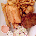 Lenny & Joe's Fish Tale food