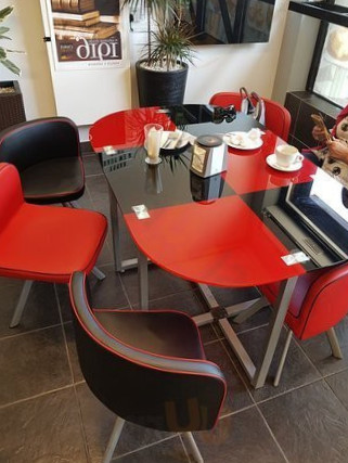 Franca's Cafe