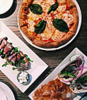 Baker's Crust Short Pump food