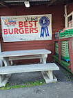 Willies Famous Burger Fries outside