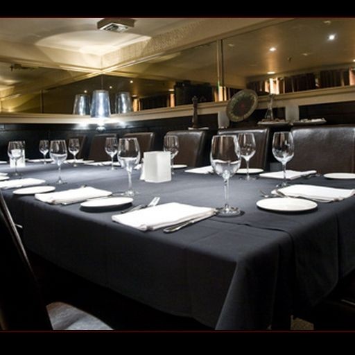 Von's Steakhouse Oyster Bar
