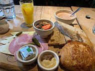 Le Pain Quotidien food