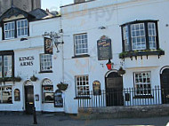 Kings Arms inside