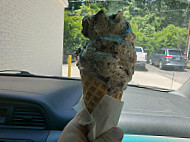 Ye Ole Fashioned Ice Cream And Sandwich Cafe outside