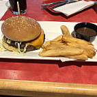 Red Robin Gourmet Burgers food