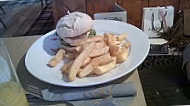 The Thames Head Inn food