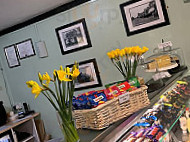 Tollesbury Marina Cruising Club inside