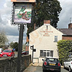 Ye Olde Boote Inn outside