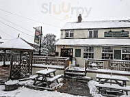 The Railway Inn At Ripple inside