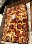 Jet's Pizza food