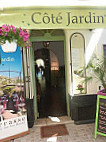 Côté Jardin outside
