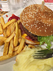 A La Bonne Heure food