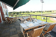 De L'Hippodrome food