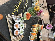 Hanayuki Sushi food