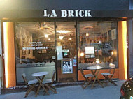 La Brick inside