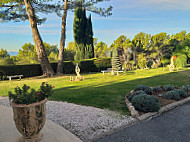 la bastide de tourtour outside