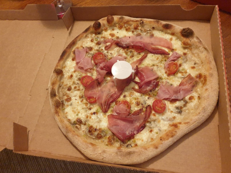 Royal Pizza