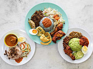 Warung Nasi Kerabu Ustaz inside