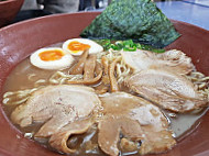 Gumshara Ramen inside