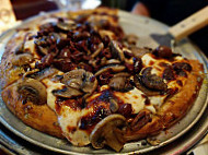 Z Pizza food
