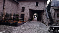 L'abbazia inside