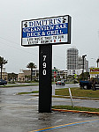 Dimitris Artisian Sandwiches outside