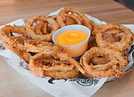 Fuddruckers food