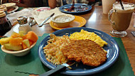 Country Kitchen food