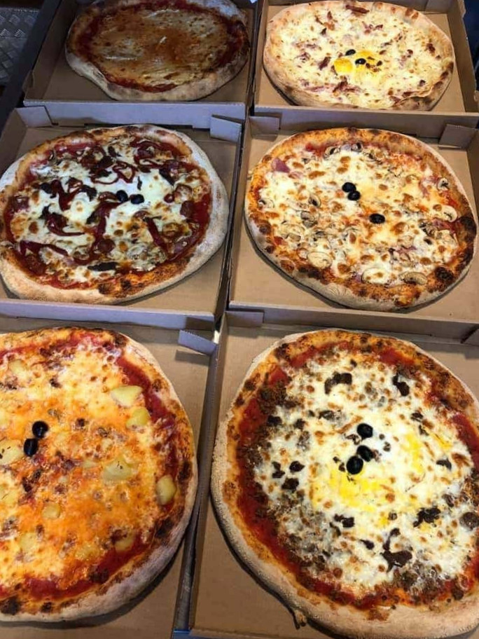Royal Pizza