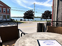 Bayside Pavilion inside