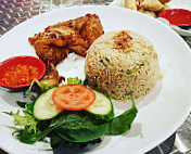 Izz Cafe food