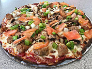 Eaton's Fresh Pizza food